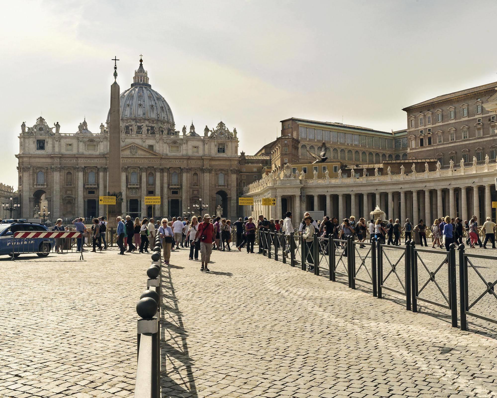 Art In Vatican Рим Экстерьер фото
